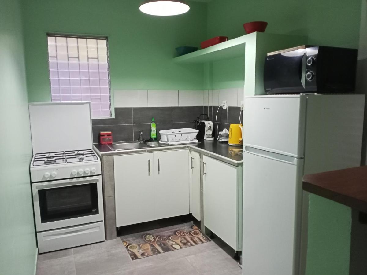 Paradis Cache - Confort Terrasse - Kybo Karaib Location - Pkg - Mtgne Sainte-Marie Dış mekan fotoğraf